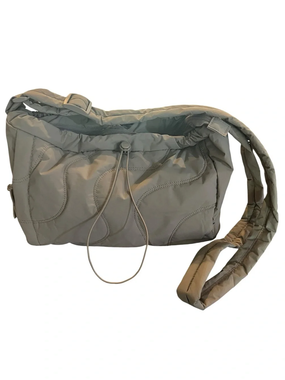 Bagsmart Quilted Light Gray Nylon Crossbody Bag with Drawstring Top - Picture 1 of 3